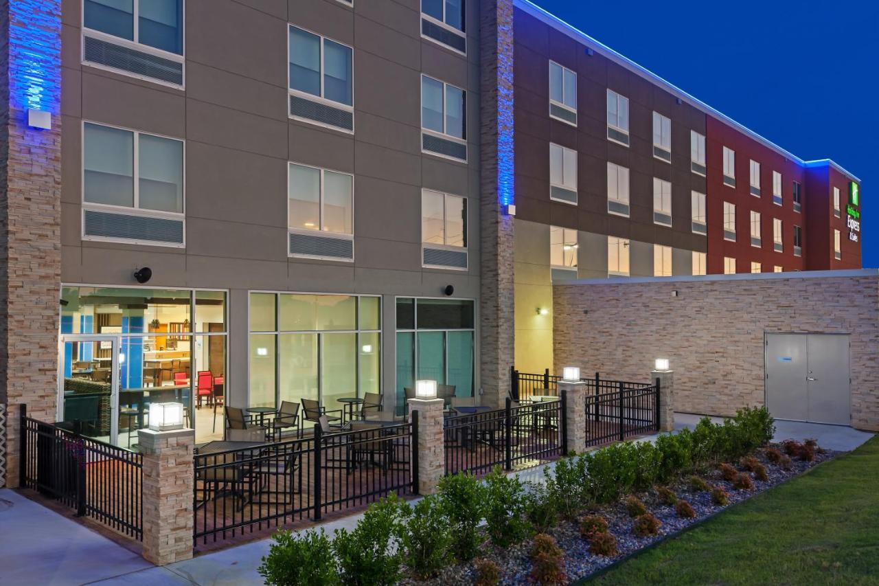 Holiday Inn Express & Suites Tulsa South - Woodland Hills By Ihg Zewnętrze zdjęcie